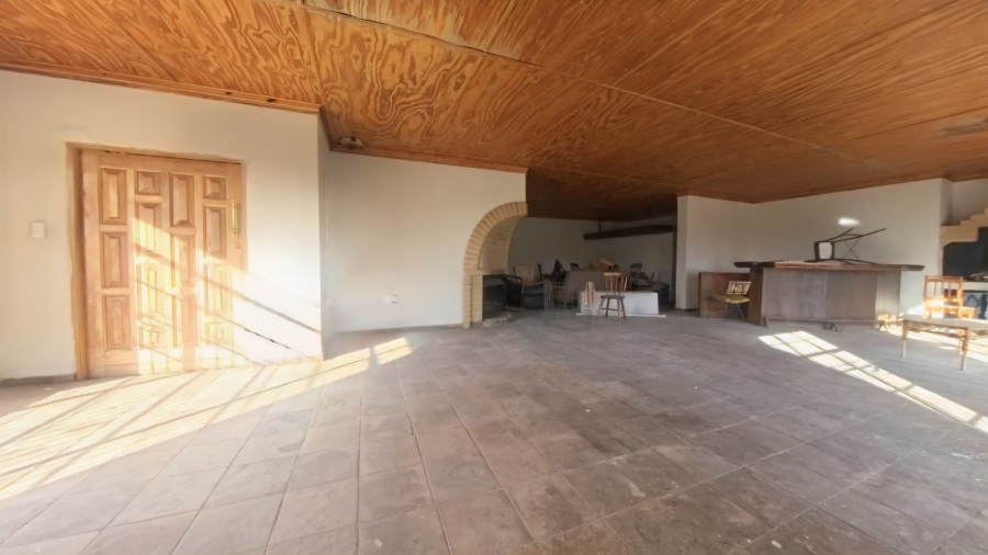 5 Bedroom Property for Sale in Edenburg Rural Free State